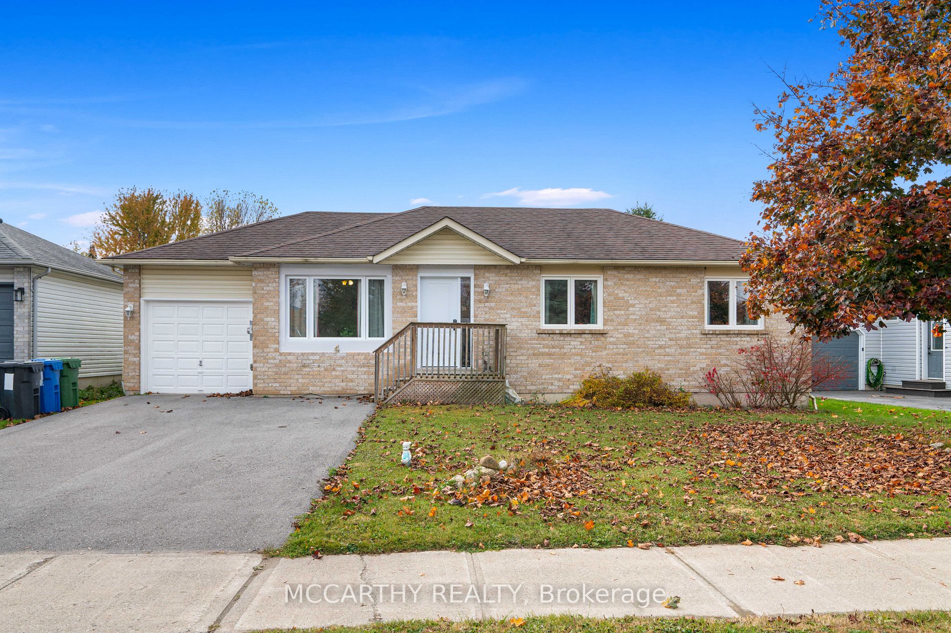 Detached house for sale at 4 McGregor Crt Southgate Ontario