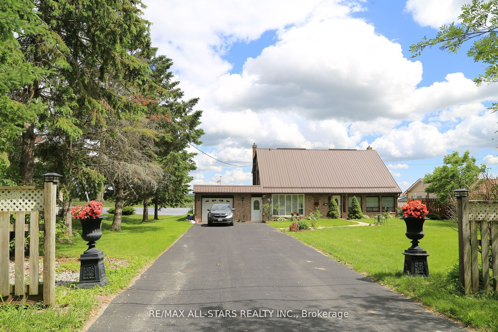 Detached house for sale at 122 Fenelon Dr Kawartha Lakes Ontario